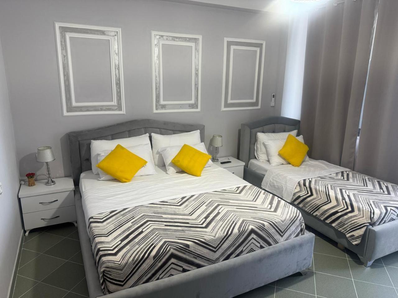 Next To The In Appartamento Durrës