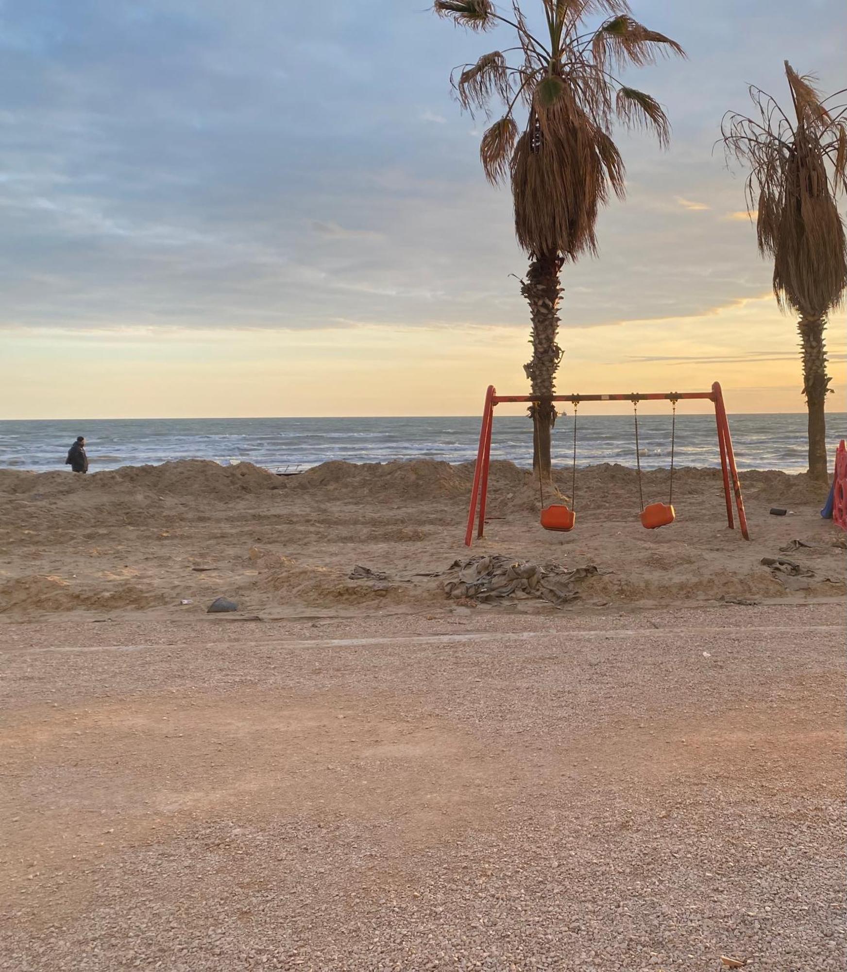Next To The In * Durrës